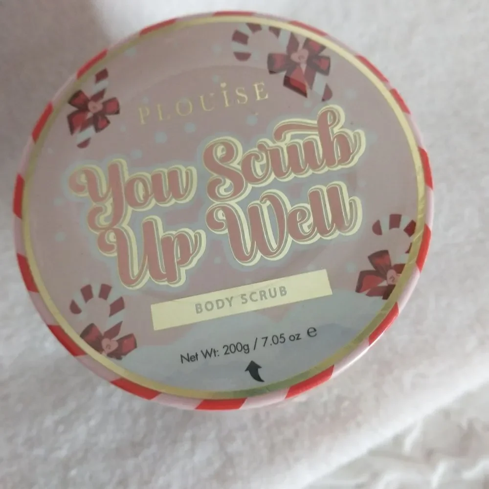 P.Louise lip scrub